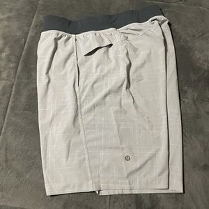 Men’s lululemon shirts